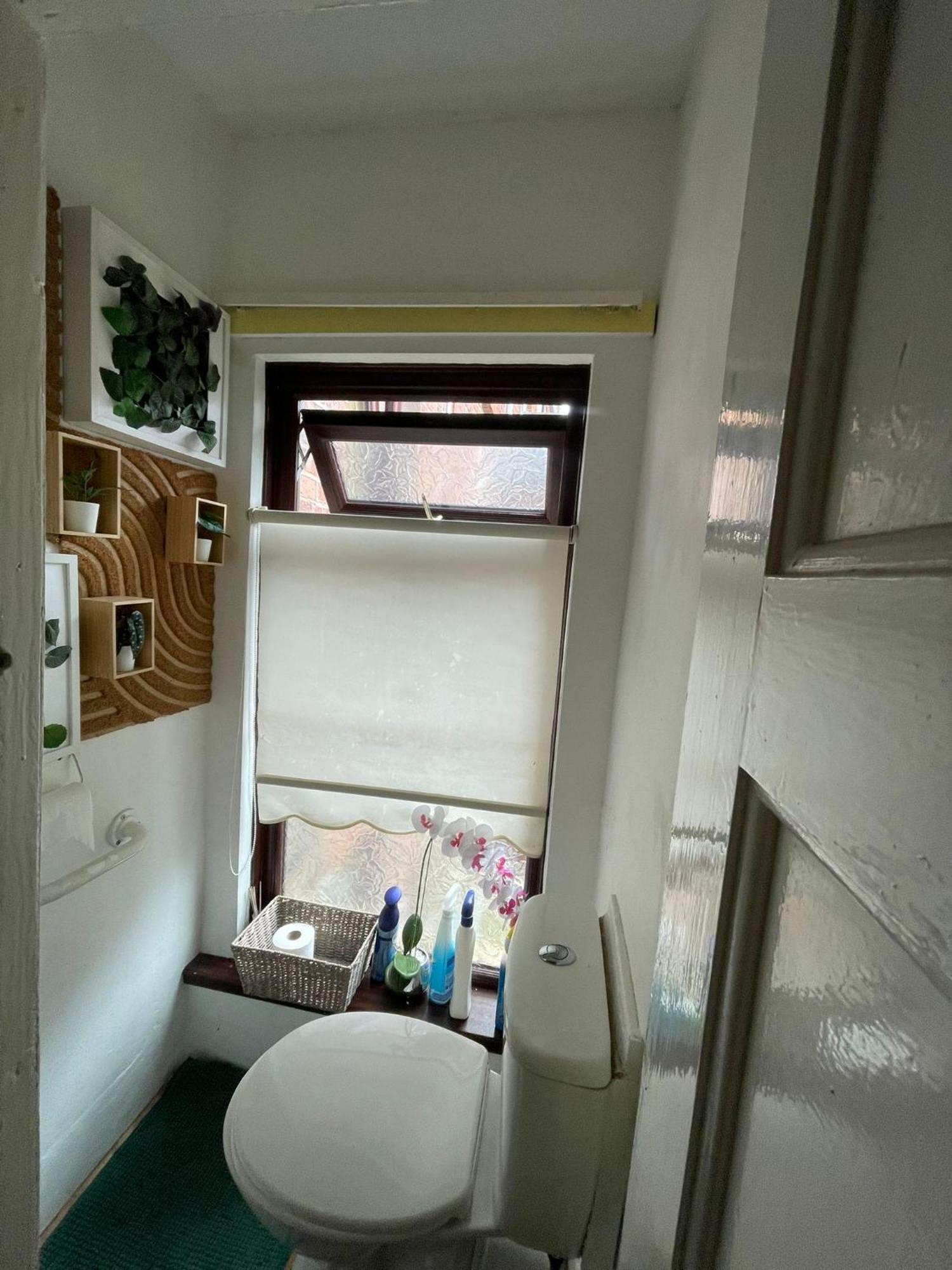 House In Antrim Road Hotel Белфаст Екстериор снимка